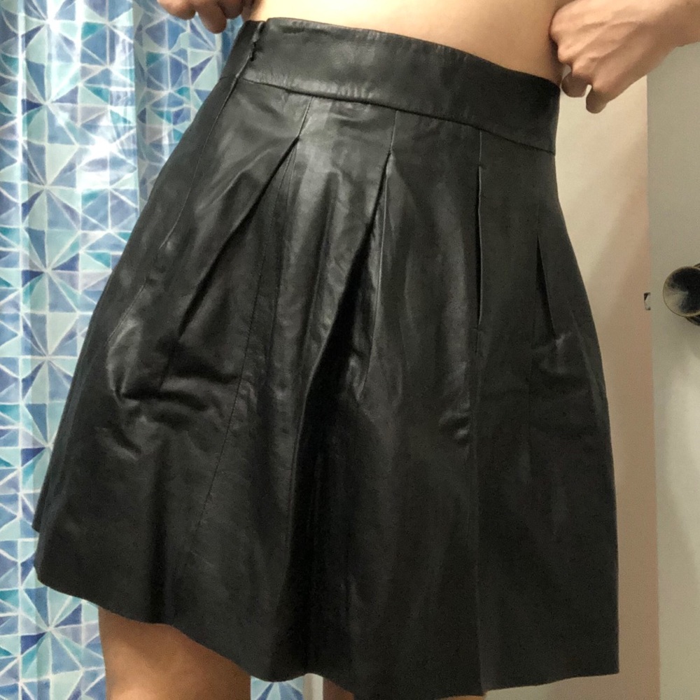 Black Banana Republic Leather Pleated Skirt